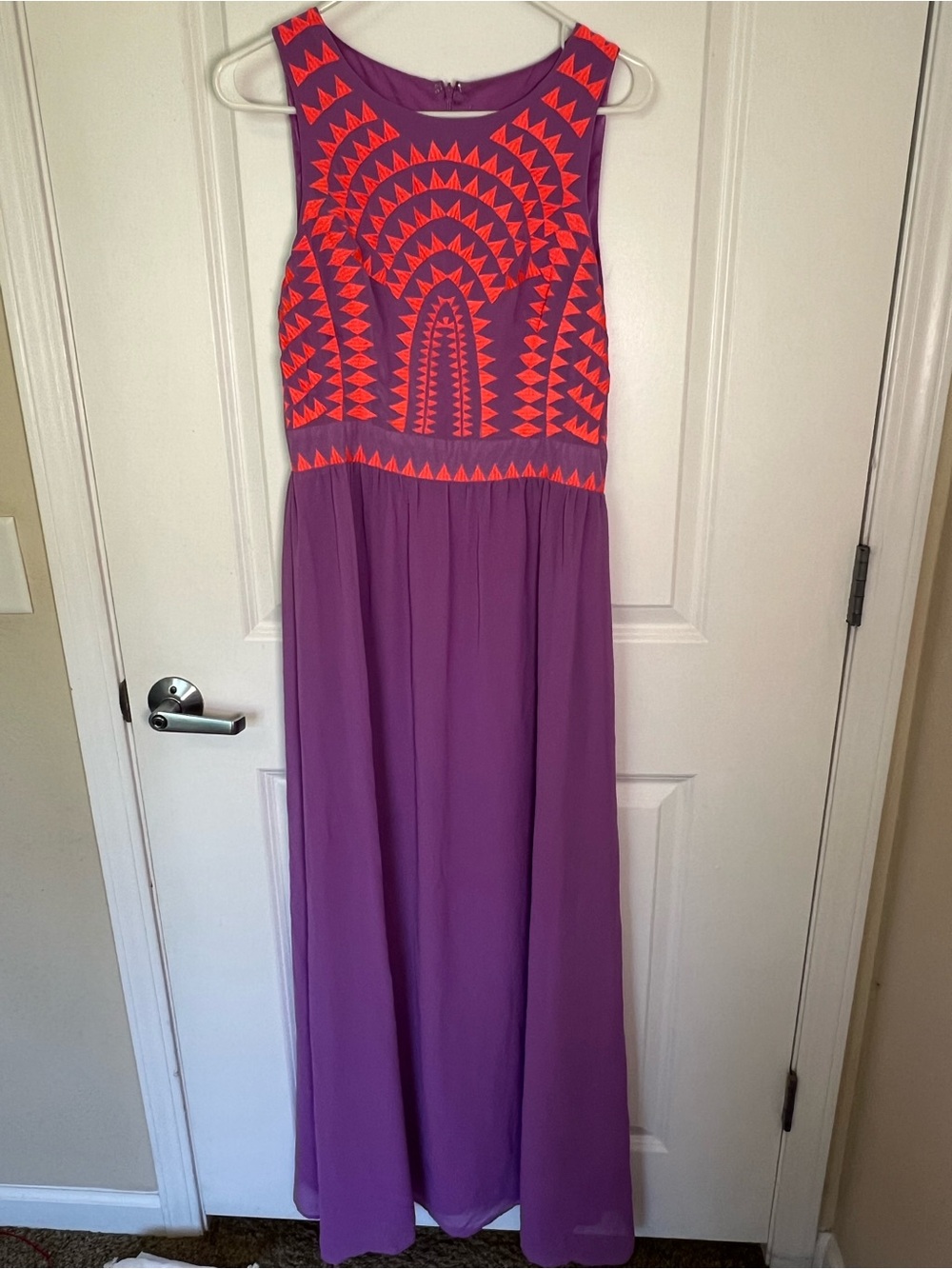 Gianni Bini Purple Orange Geometric Maxi Dress 8 Embroidered Back Zip Sleeveless